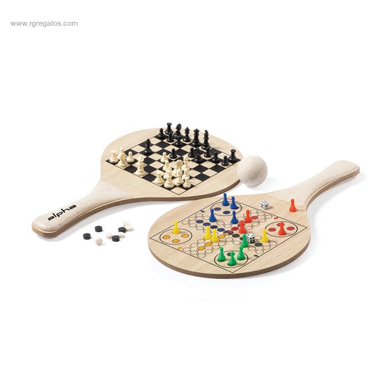 Palas playa parchís ajedrez